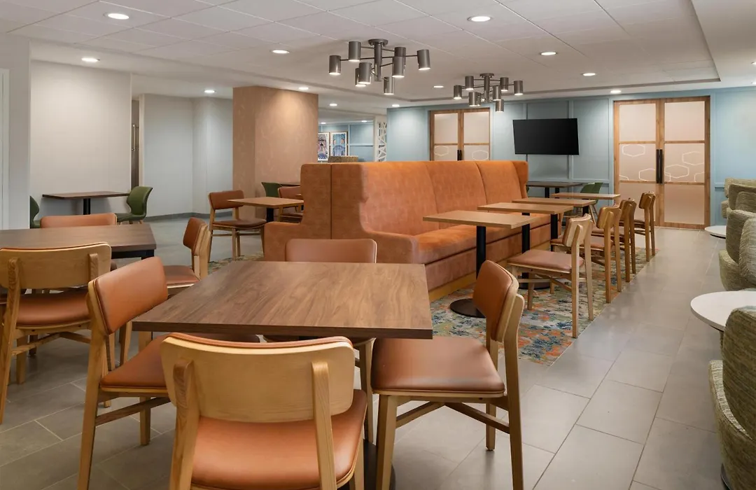 Hampton Inn By Hilton Philadelphia International Airport-1