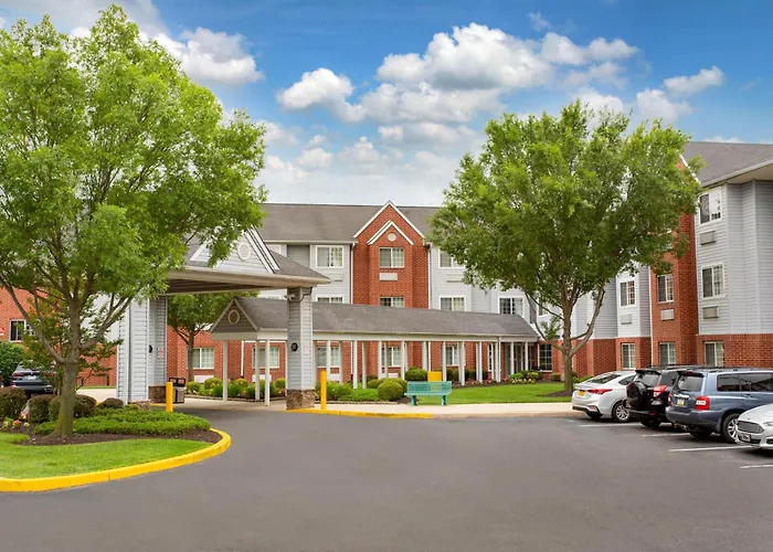 Microtel Inn & Suites By Wyndham Philadelphia Airport